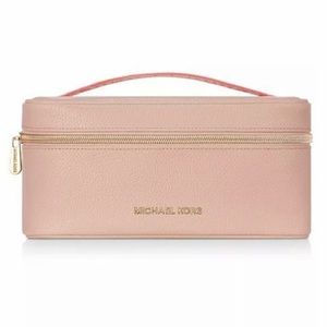 AUTHENTIC Michael KORS makeup case
